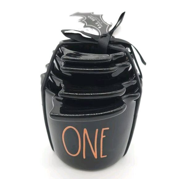 Rae Dunn x Halloween Black Bat Measuring Cups With Orange Lettering‎ New Release - Picture 1 of 4